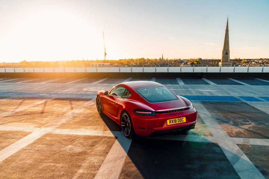  Porsche 718 Cayman GTS (982C) 2018 года  (UK) (фото 17 из 17)